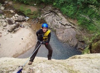  Abseilen in der Natur 